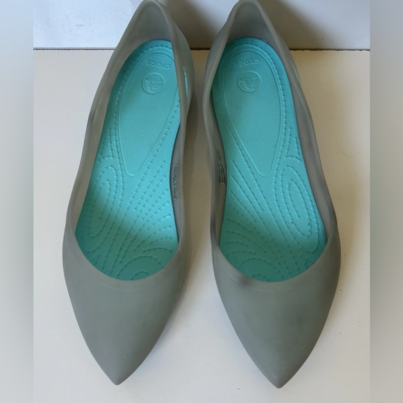 Crocs Women’s 8M Rio Ballet Flats Shoes Blue Gray Cutout Slip On Comfort Pointed - Picture 1 of 9